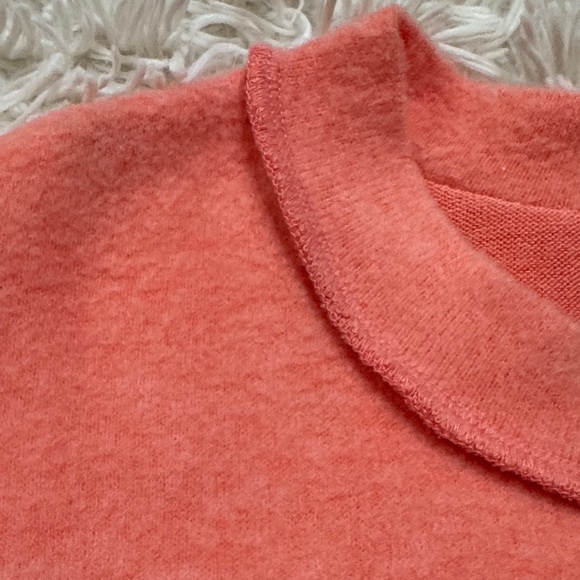 🎉HP🎉 Zenana Hacci Exposed Seam Sweater 💗 Coral - Picture 7 of 14